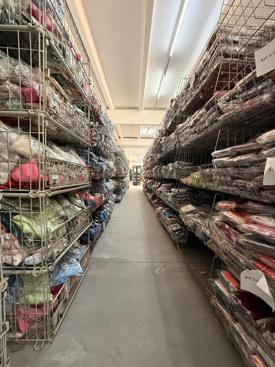 Estoque de produtos à pronta entrega